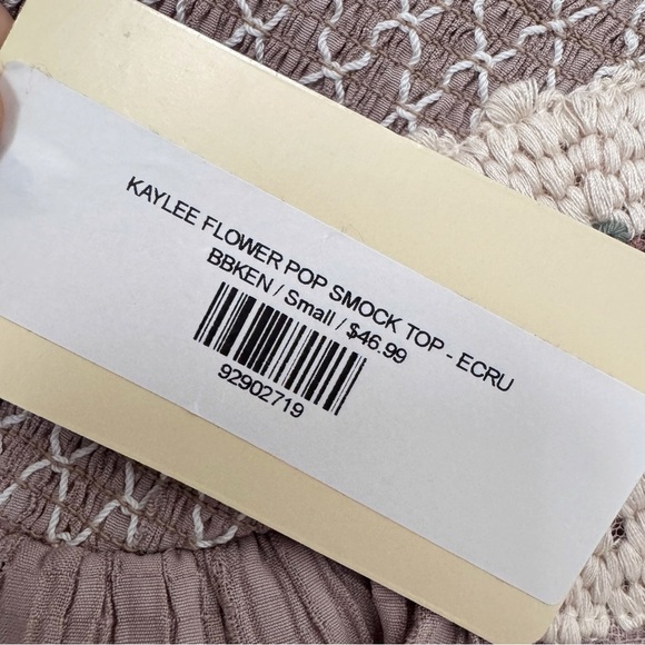 🤎Embroidery Peasant Style Puff Sleeve Blouse ENTRO Brand NWT Size S - Picture 8 of 13